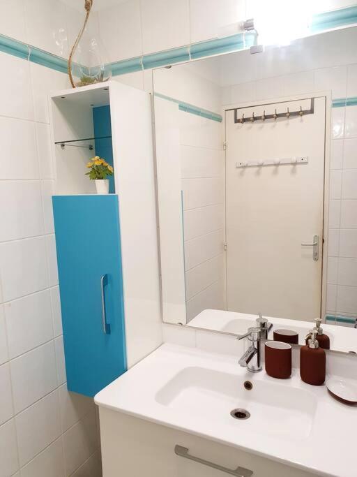 Appartement Avec 3 Chambres 80M2 Plein Sud Маринян Екстериор снимка