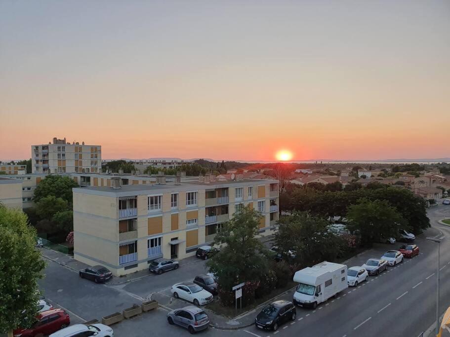 Appartement Avec 3 Chambres 80M2 Plein Sud Маринян Екстериор снимка